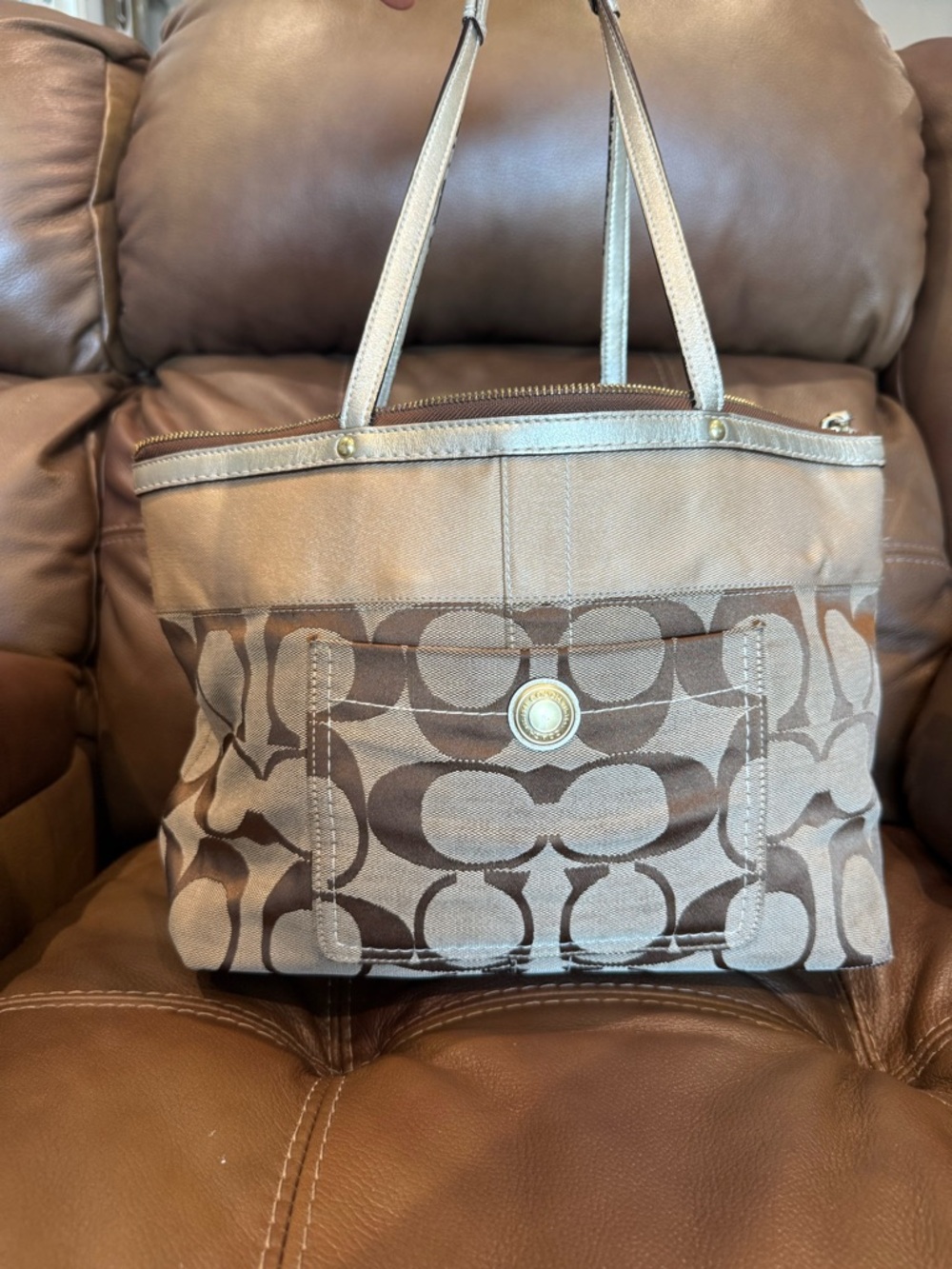Coach Signature Logo Tote in Brown and Tan vintage y2k